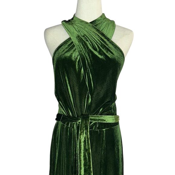 Taylor Women's Velvet Halter Green Asymmetrical Hem Holiday Dress Plus Size 16 - Picture 5 of 11